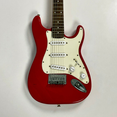 Vist Large View of Product Image Which is Used Squier MINI STRATOCASTER Electric Guitar Red 6-String