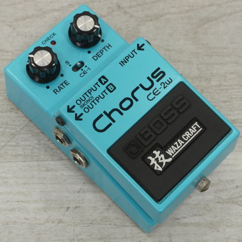 Vist Large View of Product Image Which is Used Boss CE-2W Chorus Pedal