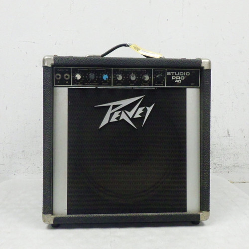 Vist Large View of Product Image Which is Used Peavey Studio Pro 40 Keyboard Amplifier