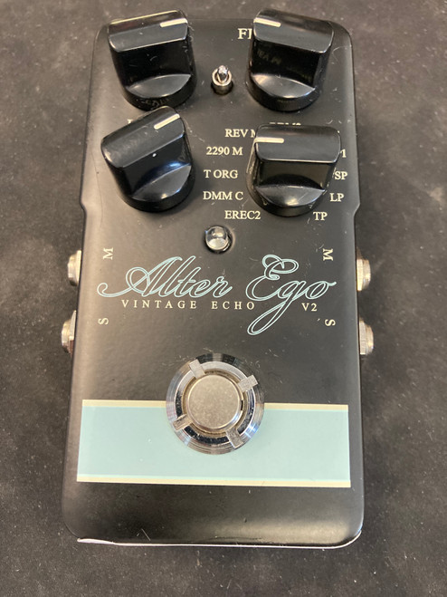 Vist Large View of Product Image Which is Used TC Electronic ALTER EGO V2 Delay Pedal