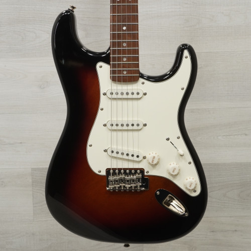 Vist Large View of Product Image Which is Used Squier Classic Vibe 60s Stratocaster Electric Guitar Sunburst
