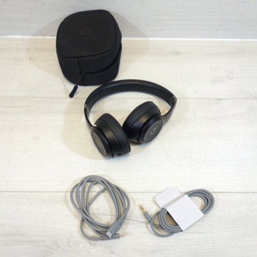 Vist Large View of Product Image Which is Used Beats By Dr Dre SOLO 4 WIRELESS HEADPHONES Headphones