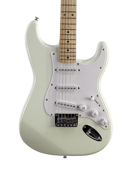Vist Large View of Product Image Which is Used Squier Stratocaster Sonic HT Electric Guitar 