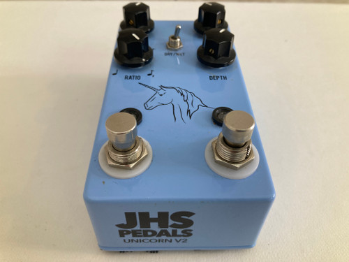 Vist Large View of Product Image Which is Used JHS Pedals UNICORN V2 Delay Pedal