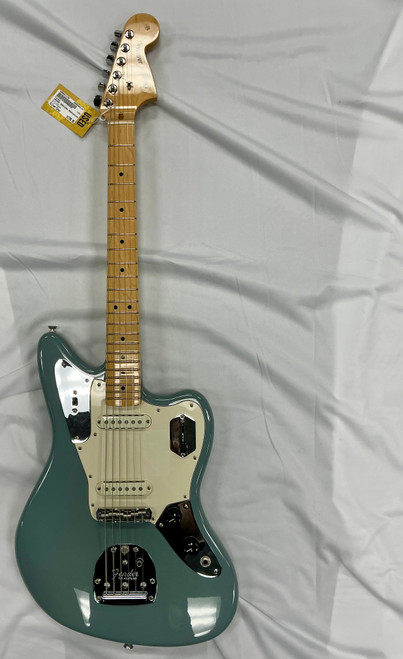 Vist Large View of Product Image Which is Used Fender JAGUAR AMERICAN PROFESSIONAL Offset Double Cutaway Electric Guitar Silver/Gray 6-String