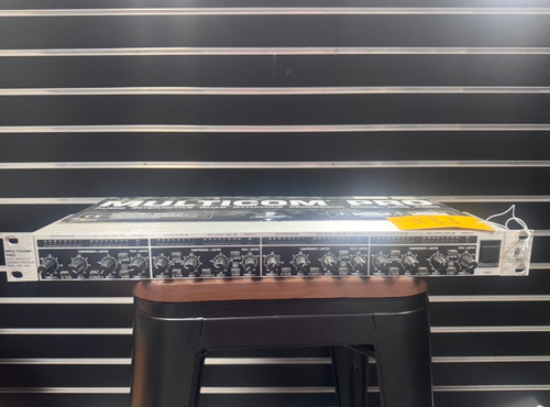 Vist Large View of Product Image Which is Used Behringer MDX 1400 Compressor