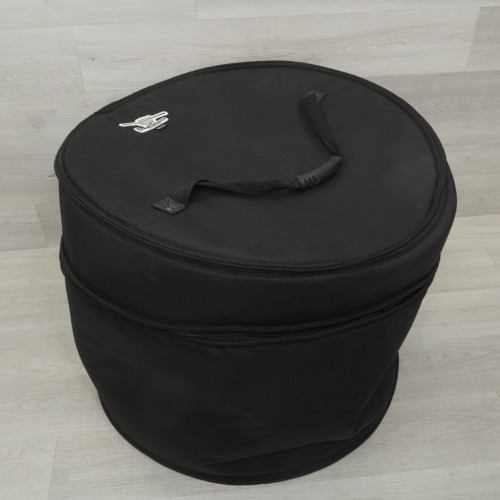 Vist Large View of Product Image Which is Used Humes & Berg Drum Seeker Kick Bag