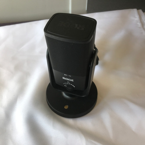 Vist Large View of Product Image Which is Used Rode NT USB MINI USB Microphone