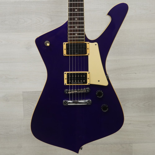 Vist Large View of Product Image Which is Used Ibanez IC300 Pointy Electric Guitar Blue