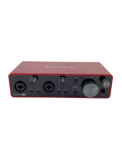 Vist Large View of Product Image Which is Used Focusrite Scarlett 2i2 G3 Computer Interface