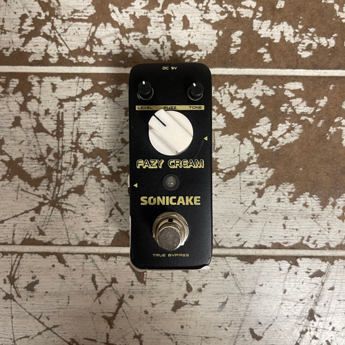Used - Sonicake FAZY CREAM Fuzz Pedal 40087-S000235161 Vist Large View of Product Image Which is Used - Sonicake FAZY CREAM Fuzz Pedal