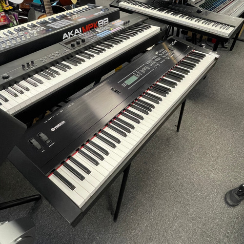 Used - Yamaha S08 W/AC 88-Key Keyboard - In Store Pick Up Only 40087-S000235162 Vist Large View of Product Image Which is Used - Yamaha S08 W/AC 88-Key Keyboard - In Store Pick Up Only