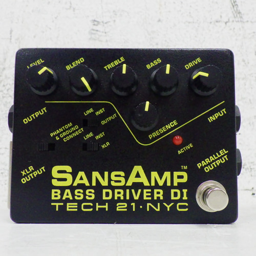 Vist Large View of Product Image Which is Used Tech 21 sanamp Bass Driver DI Bass Pre-Amp Pedal