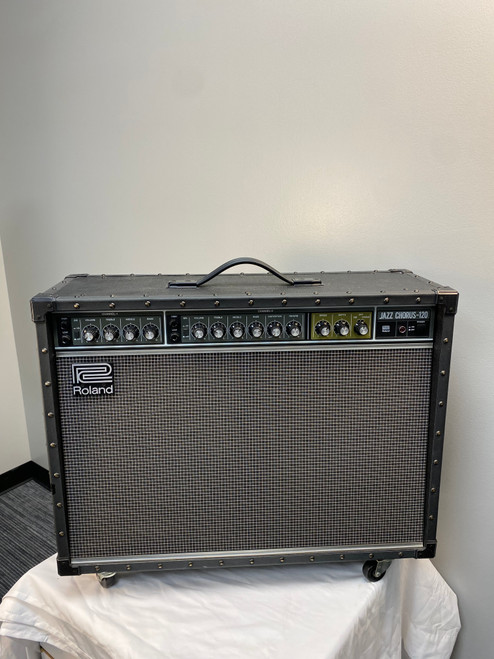 Vist Large View of Product Image Which is Used Roland JC-120 2 x 12 Solid State Amplifier 2 x 12