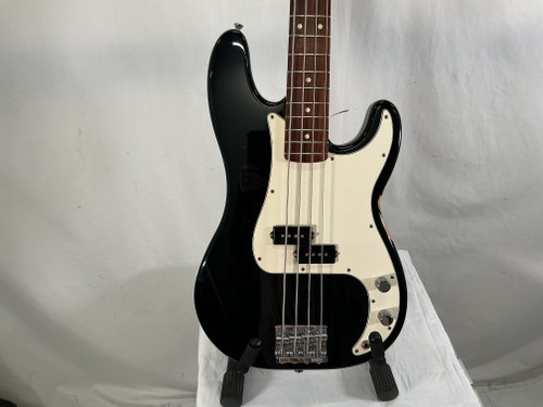Vist Large View of Product Image Which is Used Fender STANDARD PRECISION BASS MIM P Type Bass Guitar Black 4-String