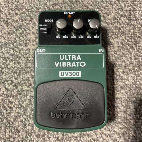 Vist Large View of Product Image Which is Used BEHIRNGER UV300 ULTRA VIBRATO Guitar Pedal