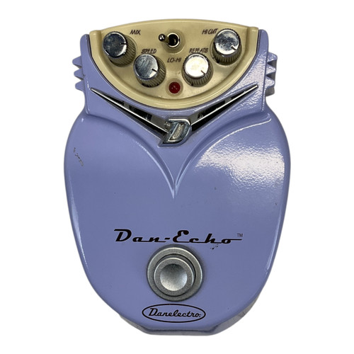 Vist Large View of Product Image Which is Used Danelectro Cool Cat Chorus Pedal