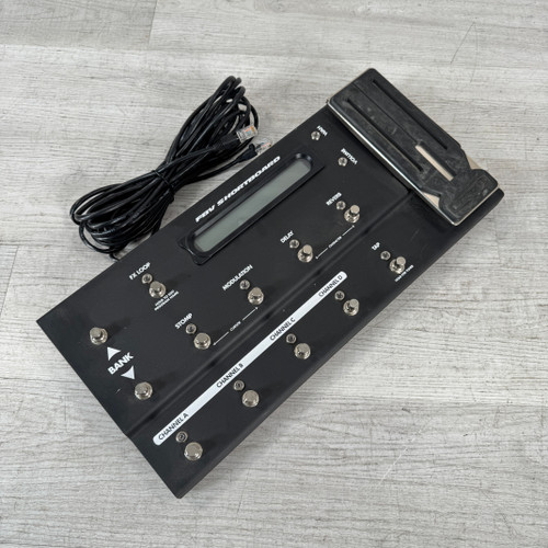 Used Line 6 FBV Shortboard Foot Controller 40112-S000180339 Vist Large View of Product Image Which is Used Line 6 FBV Shortboard Foot Controller