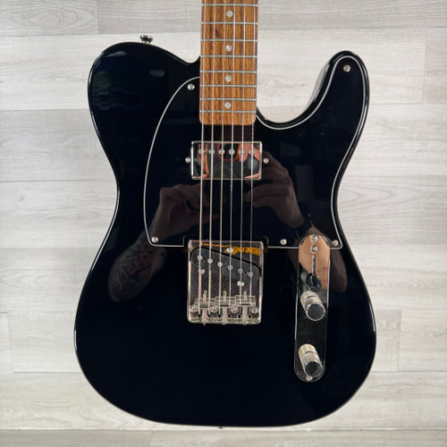 Vist Large View of Product Image Which is Used Squier Limited-edition Classic Vibe '60s Telecaster SH Electric Guitar - Black
