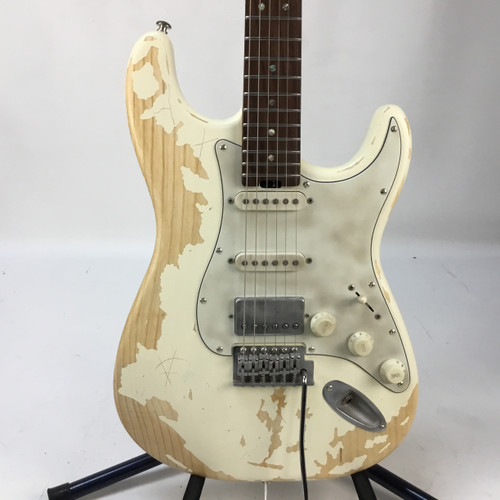 Vist Large View of Product Image Which is Used FIREFLY RELIC FFST S Type Electric Guitar White 6-String