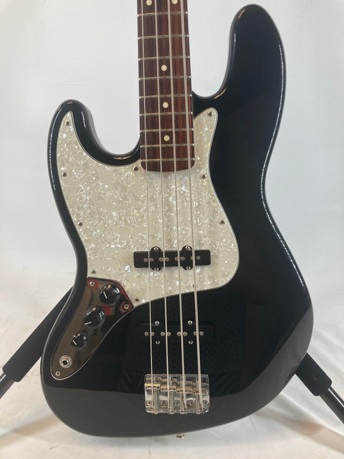 Vist Large View of Product Image Which is Used Fender 2001 LH Jazz Bass  Bass Guitar