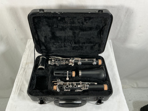Vist Large View of Product Image Which is Used Buffet B-12 STUDENT CLARINET Resonite Clarinet