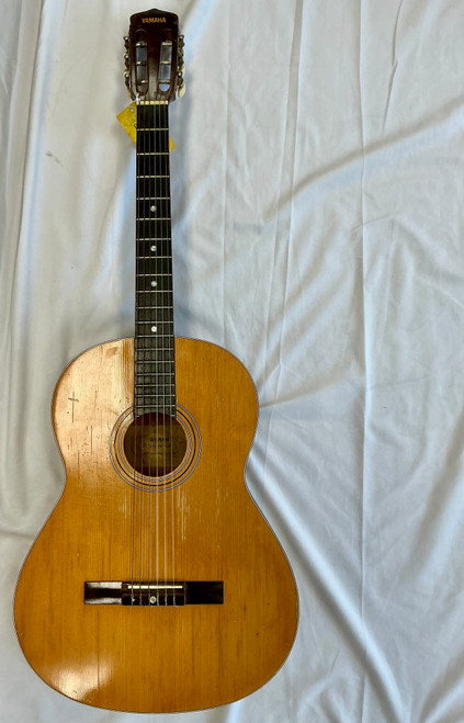 Vist Large View of Product Image Which is Used Yamaha model number S-50 Vintage classical Spruce Top Acoustic Guitar Wood