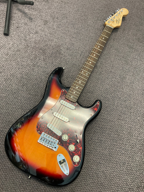 Vist Large View of Product Image Which is Used Squier STRATOCASTER STANDARD S Type Electric Guitar Sunburst 6-String