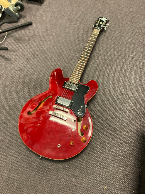 Vist Large View of Product Image Which is Used Epiphone DOT CH Semi-Hollow Electric Guitar Red 6-String