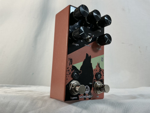 Vist Large View of Product Image Which is Used Walrus Audio MONUMENT V2 HARMONIC TREMOLO Tremolo Pedal
