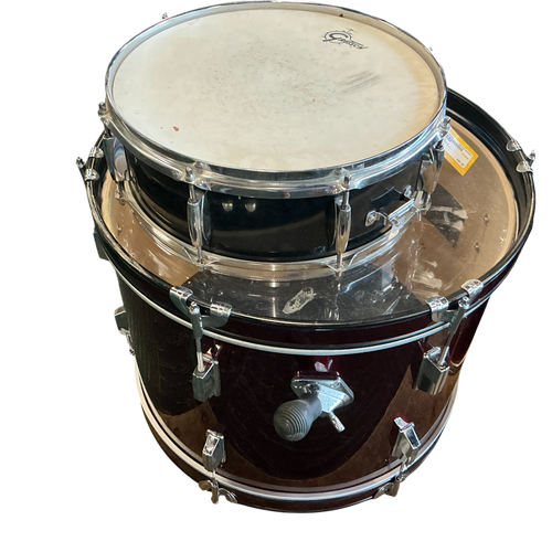 Used Thunder 4PC SHELLS Drum Shell Kit Red 40009-S000310049 Vist Large View of Product Image Which is Used Thunder 4PC SHELLS Drum Shell Kit Red
