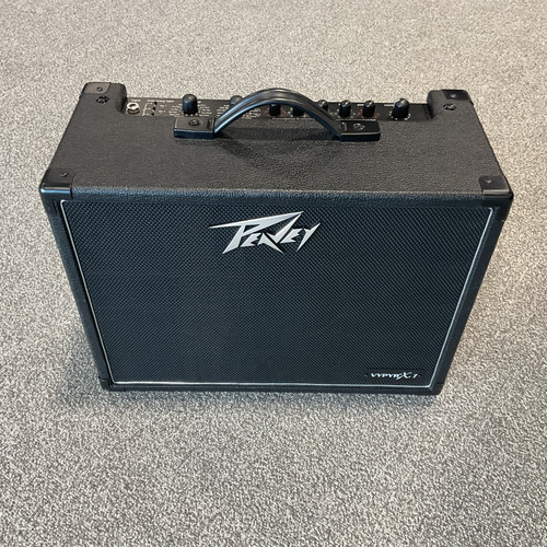 Vist Large View of Product Image Which is Used PEAVEY VYPYR X1  Amplifier