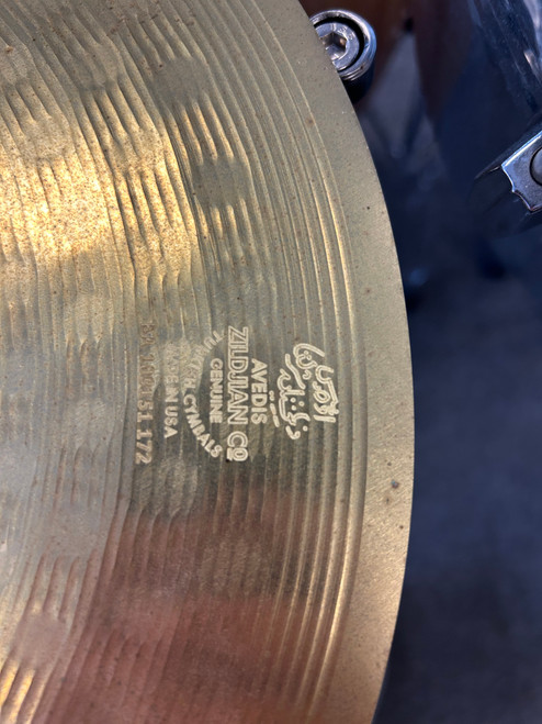 Used Zildjian 14 INCH PLANET Z Hi Hat Cymbals 14" 41116-S000050317 Vist Large View of Product Image Which is Used Zildjian 14 INCH PLANET Z Hi Hat Cymbals 14"
