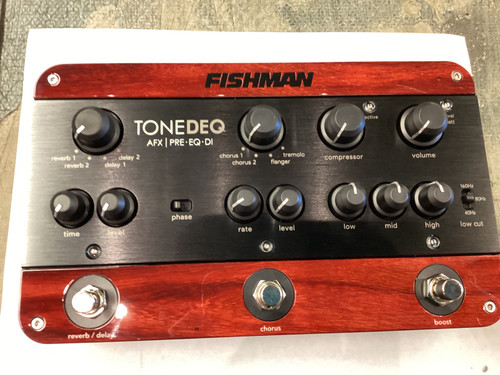 Vist Large View of Product Image Which is Used Fishman TONEDEQ Guitar PreAmp Pedal