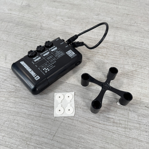 Vist Large View of Product Image Which is Used ToneWoodAmp Solo - Multi-effects Processor for Acoustic Guitar