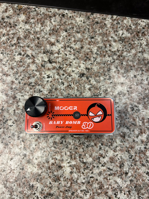Vist Large View of Product Image Which is Used Mooer BABY BOMB Guitar Effect
