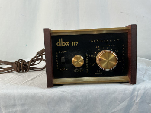 Vist Large View of Product Image Which is Used DBX 117 DELINEAR VINTAGE Pro Sound Product