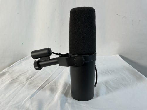 Used Shure SM7B Dynamic Microphone 40012-S000307984 Vist Large View of Product Image Which is Used Shure SM7B Dynamic Microphone