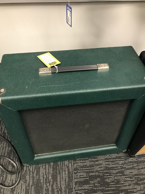 Vist Large View of Product Image Which is Used FENDER SPECIAL DESIGN 12 CAB 1 x 12 Guitar Speaker Cabinet 1 x 12