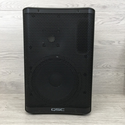 Vist Large View of Product Image Which is Used QSC CP8 Compact 1000w Powered Loudspeaker