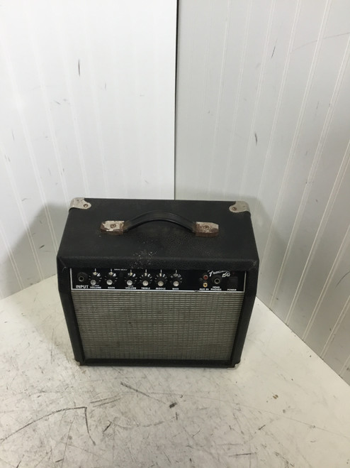Vist Large View of Product Image Which is Used Fender FRONTMAN 15G Solid State Guitar Combo Other