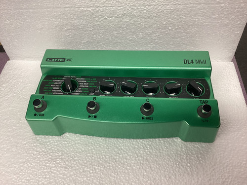 Vist Large View of Product Image Which is Used Line 6 DL4 MKII Delay Pedal