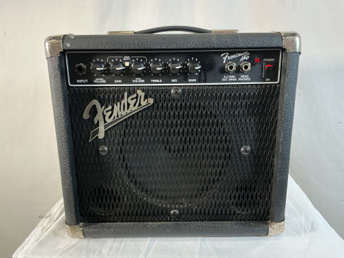 Vist Large View of Product Image Which is Used Fender FRONTMAN AMP 1 x 8 Solid State Amplifier 1 x 8