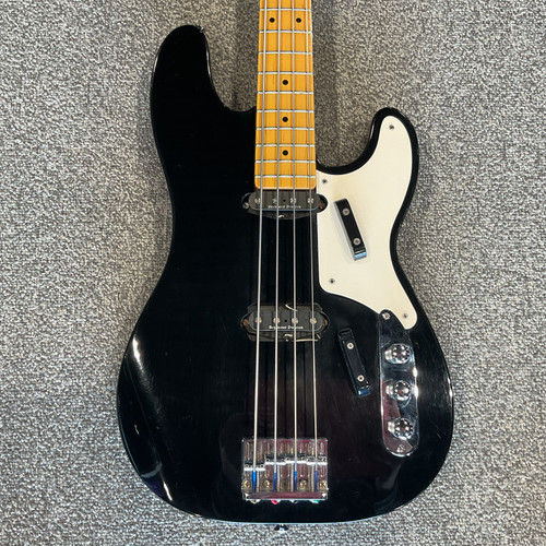 Vist Large View of Product Image Which is Used SQUIER CABRONITA PRECISION BASS Guitar
