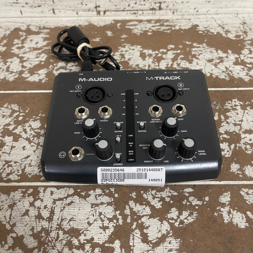 Used - M-Audio M TRACK Computer Interface  40087-S000235646 Vist Large View of Product Image Which is Used - M-Audio M TRACK Computer Interface