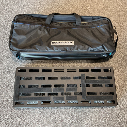 Used WARWICK ROCKBOARD TRES Pedal Board 41106-S000097233 Vist Large View of Product Image Which is Used WARWICK ROCKBOARD TRES Pedal Board