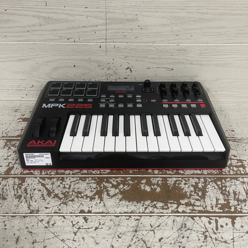Used - Akai MPK 225 25-Key Controller  40087-S000235667 Vist Large View of Product Image Which is Used - Akai MPK 225 25-Key Controller