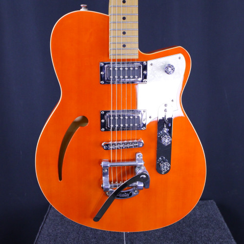 Vist Large View of Product Image Which is Used Reverend CLUB KING ORANGE Semi-Hollow Electric Guitar Orange 6-String