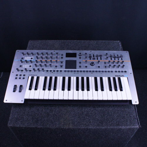 Vist Large View of Product Image Which is Used Roland GAIA 2 W/PWR Compact Synthesizer Compact