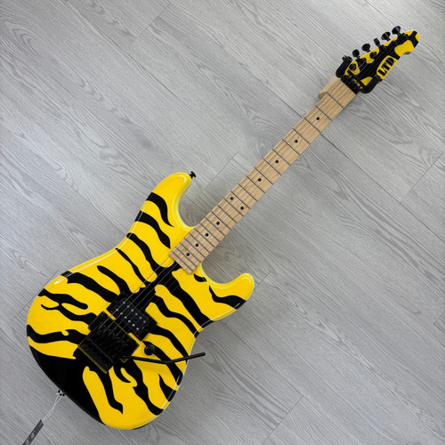 Vist Large View of Product Image Which is B-STOCK LTD George Lynch Signature GL-200 Tiger Stripe